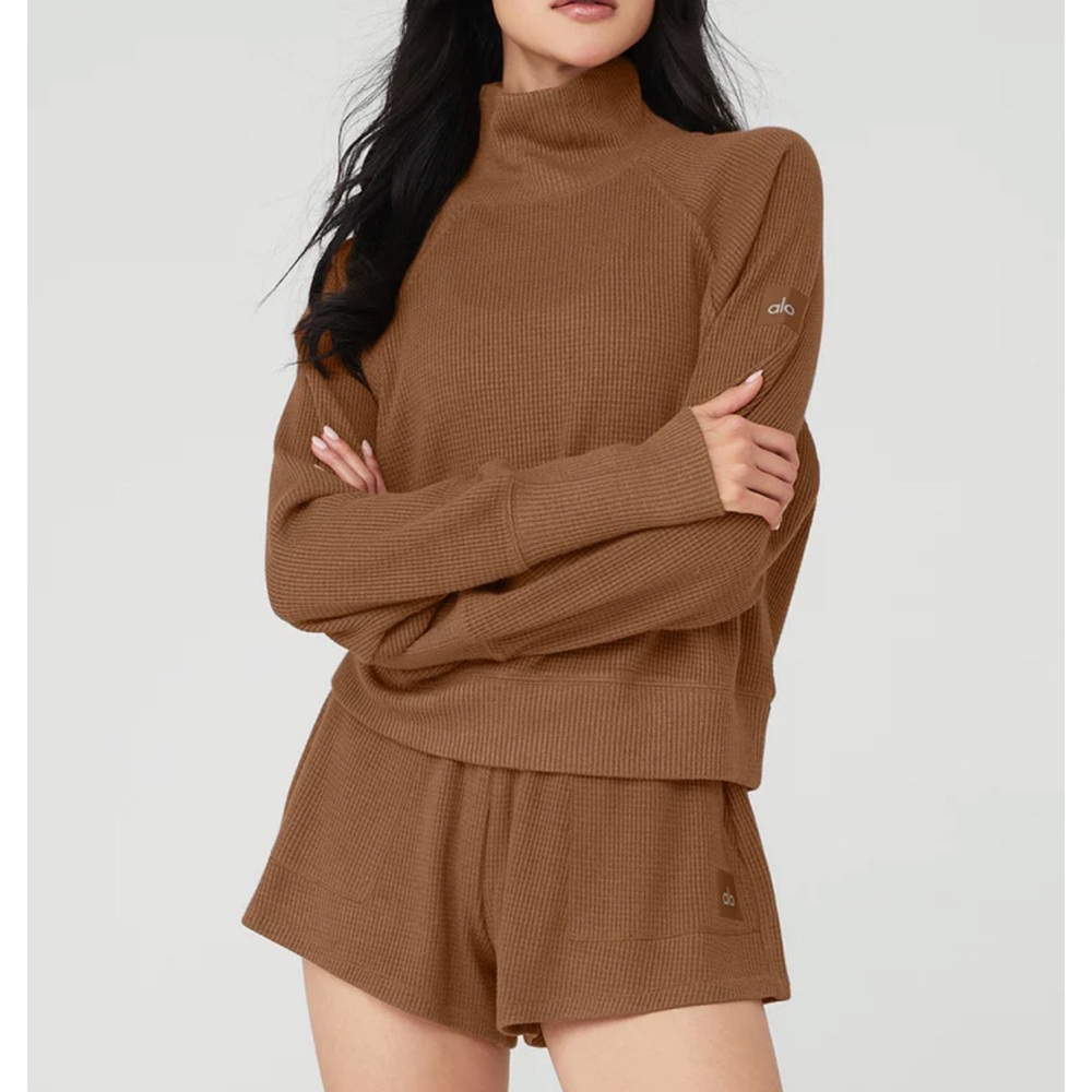 Waffle Weekend Escape Mock Neck Long Sleeve in white